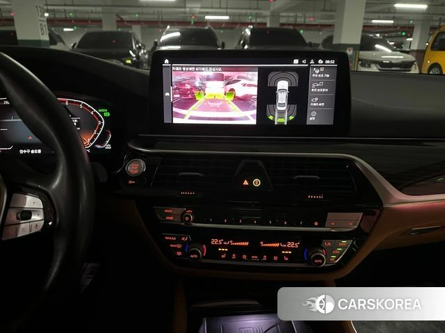 BMW 5 Series (G30) 2020 Белый из Кореи, фото 2