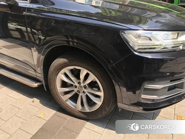 Audi Q7 (4M) 2019 Черный из Кореи, фото 6