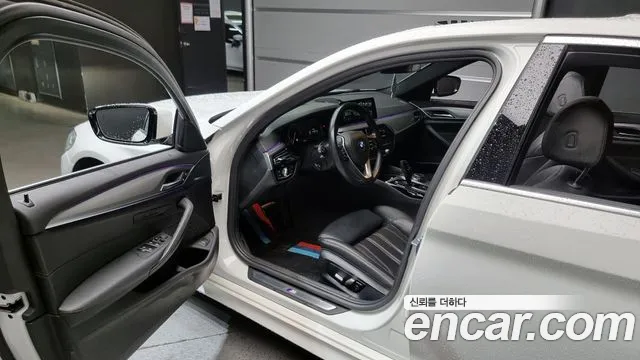 BMW 5 Series (G30) id 2706902 из Кореи 12