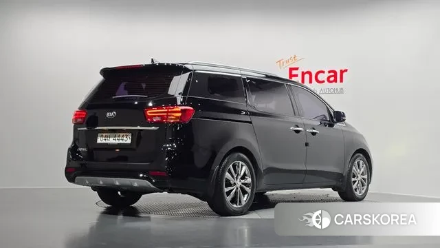 Kia The New Carnival id 3499932 из Кореи 12