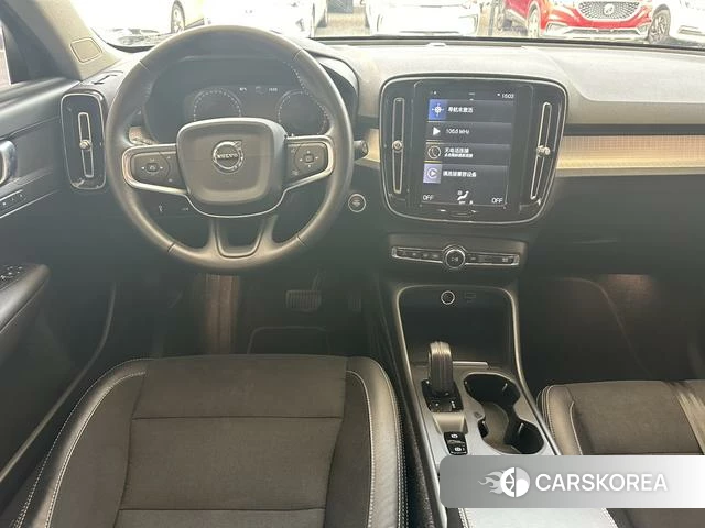 Volvo XC40 2019 Серебристо-серый из Китая, фото 6