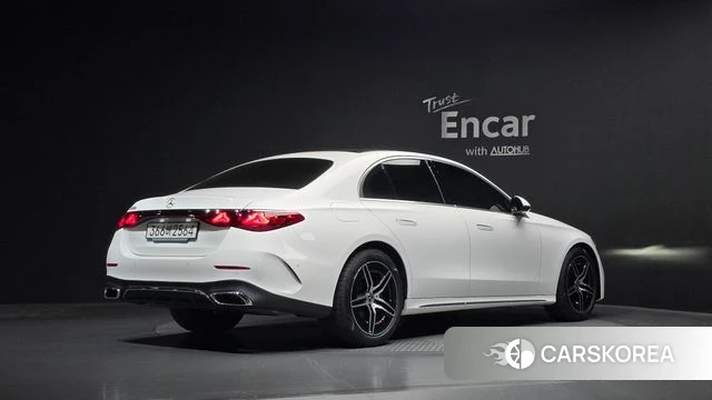 Mercedes-Benz E-Class W214 id 4307891 из Кореи 12