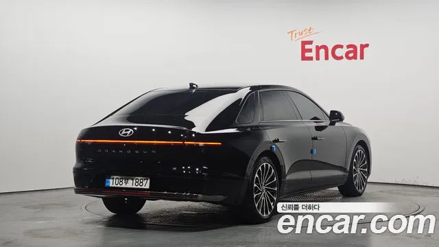 Hyundai Grandeur (GN7) id 2711000 из Кореи 12