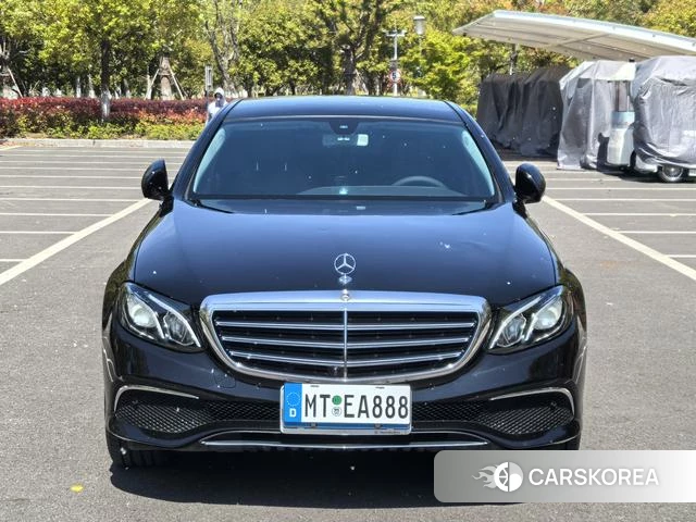 Mercedes-Benz E-class id 4221748 из Китая 11