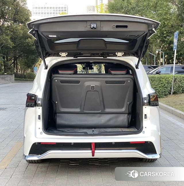 Toyota Saina id 4276945 из Китая 12