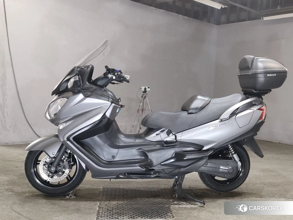 Проданный Suzuki SKYWAVE 650LX 2017 из Японии