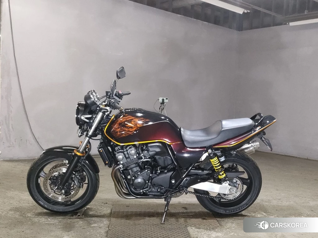 Проданный Honda CB400SF 2010 из Японии, фото 2