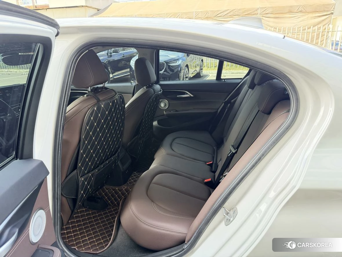 BMW 1 series 2021 Белый из Китая, фото 2