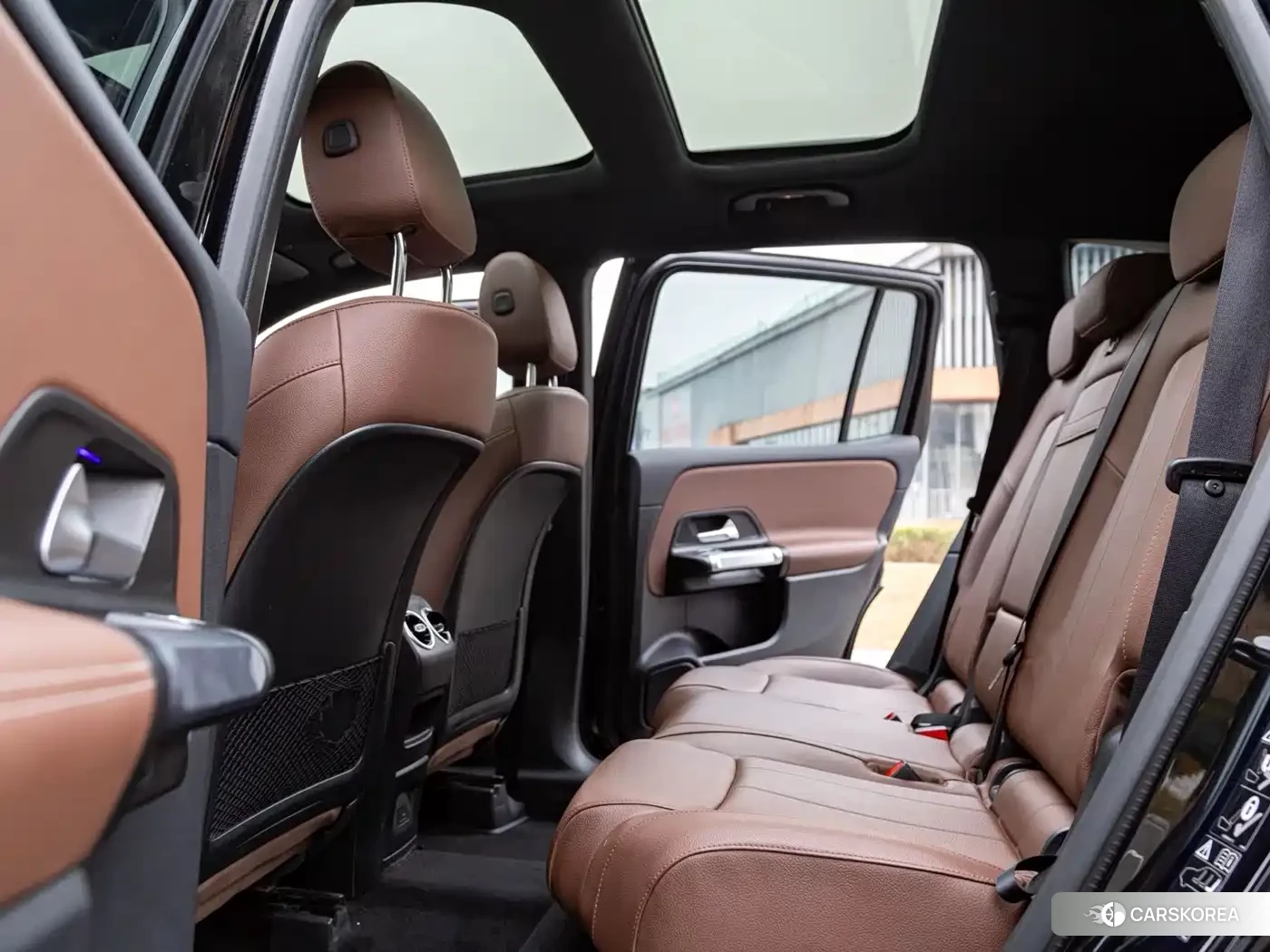 Mercedes-Benz GLB 2022 Черный из Китая, фото 2