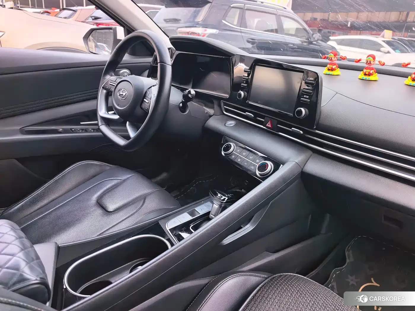 Hyundai Elantra 2023 Белый из Китая, фото 4