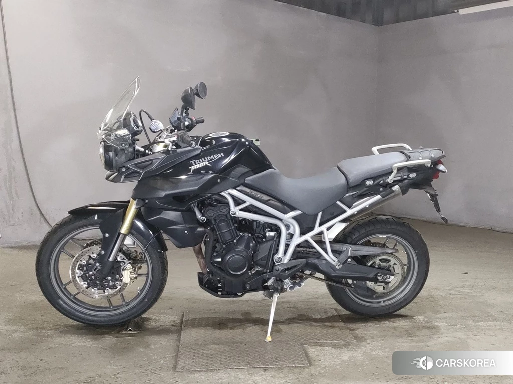 Проданный Triumph TIGER 800 2011 из Японии, фото 2