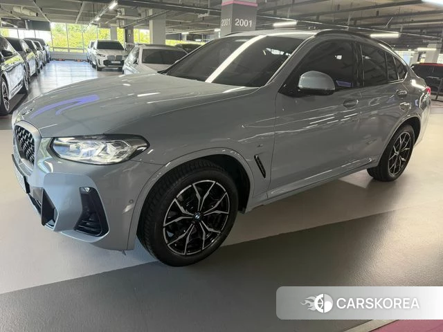 BMW X4 (G02) 2024 Небесно-голубой из Кореи, фото 2