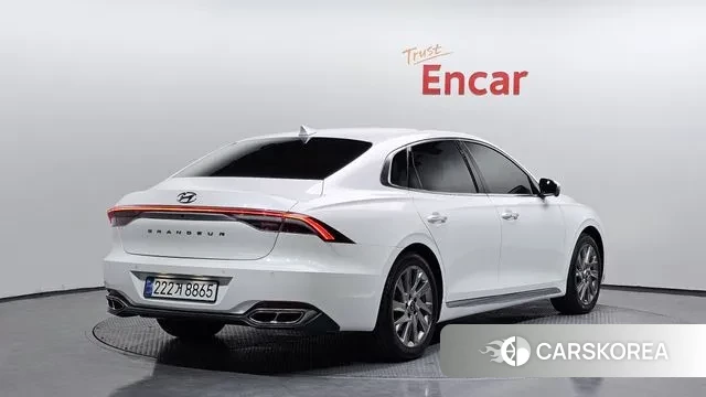 Hyundai The New Grandeur IG Hybrid id 3373402 из Кореи 12