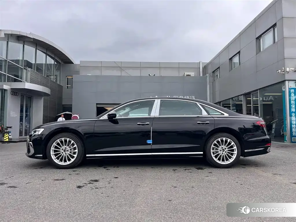 Audi A8 2025 Черный из Китая, фото 2