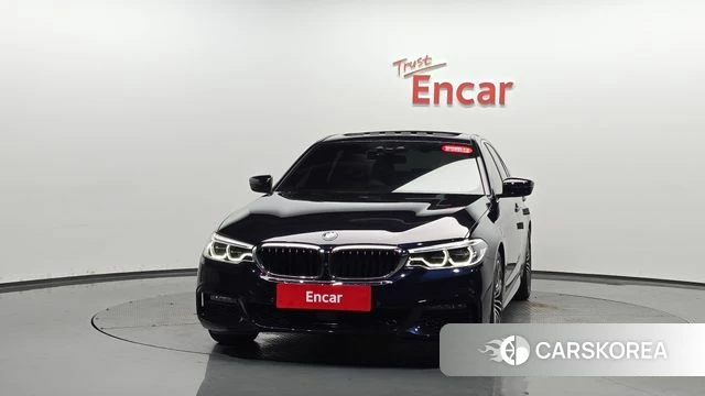 BMW 5 Series (G30) id 4424175 из Кореи 12