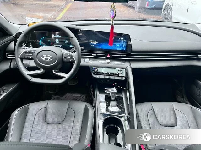 Hyundai Elantra 2024 Темно-серый из Китая, фото 2