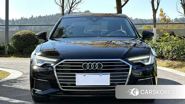 Audi A6L 2021 Черный из Китая, фото 5