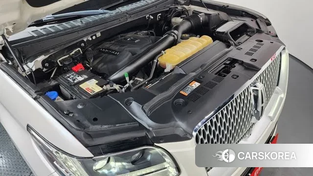 Lincoln Navigator 4th generation id 3709184 из Кореи 8