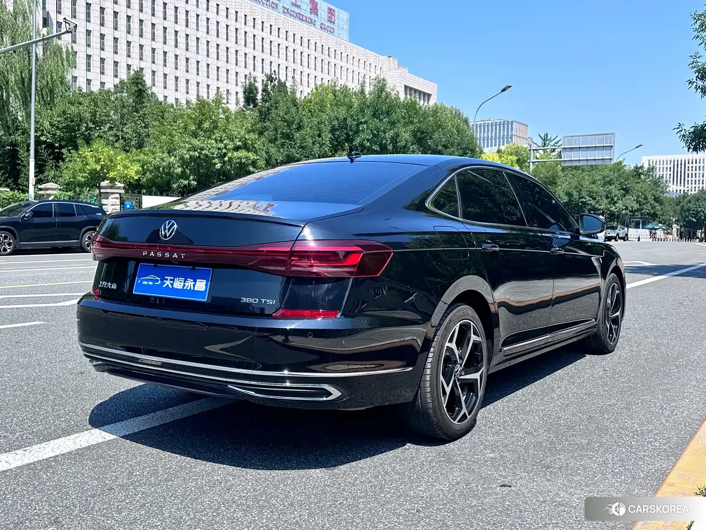 Volkswagen Passat id 4681134 из Китая 11