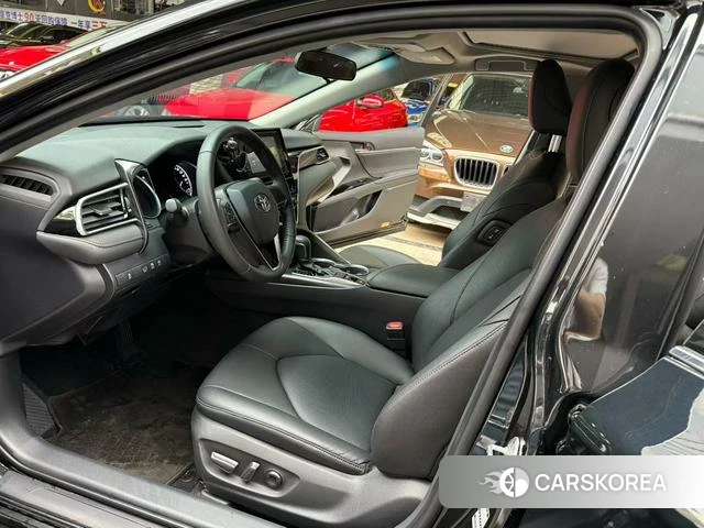 Toyota Camry 2023 Черный из Китая, фото 2