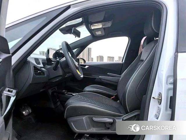 Volkswagen ID.3 2023 Белый из Китая, фото 2