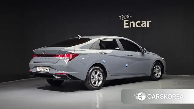 Hyundai Avante (CN7) id 3379918 из Кореи 12