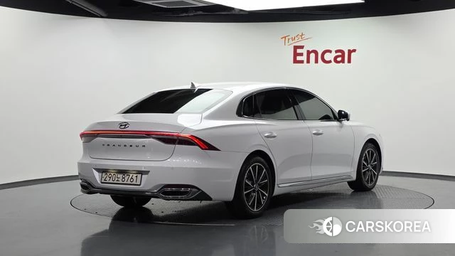Hyundai The New Grandeur IG id 4423673 из Кореи 12