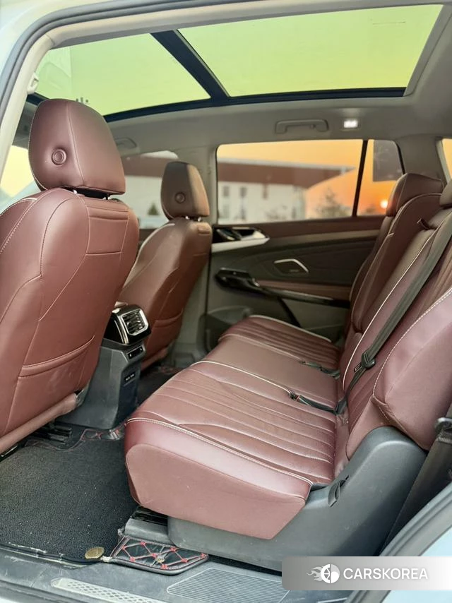 Volkswagen ID.6 X 2022 Белый из Китая, фото 3