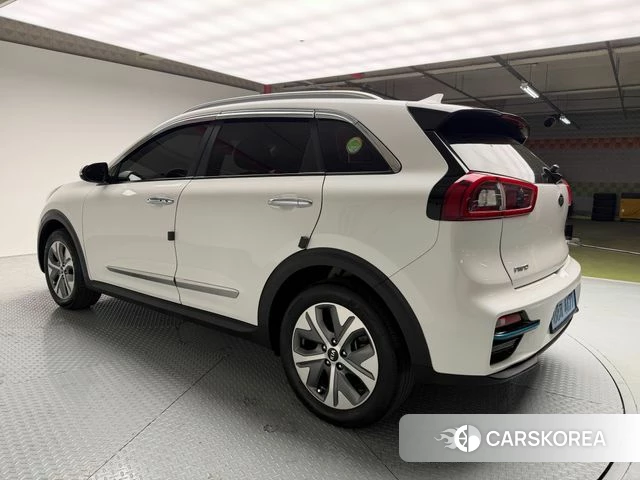 Kia Niro EV id 4203763 из Кореи 12