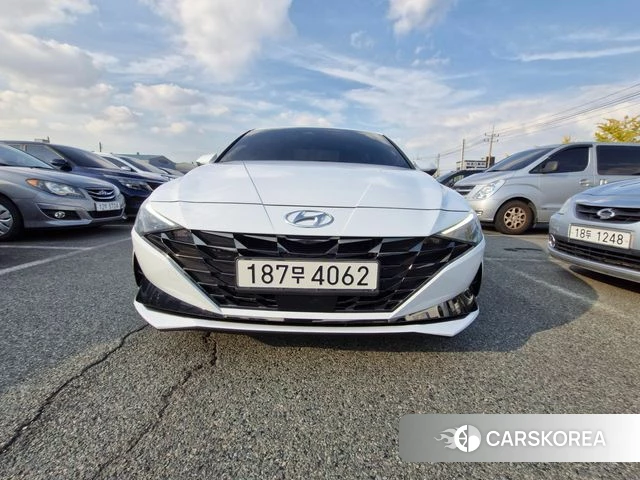 Hyundai Avante Hybrid (CN7) 2021 Белый из Кореи, фото 4