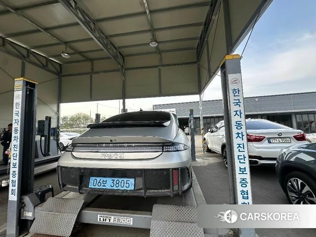 Hyundai Ionic 6 2023 Серебряный из Кореи, фото 2