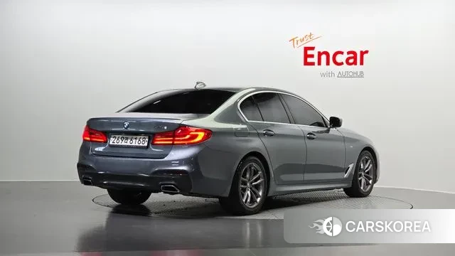 BMW 5 Series (G30) id 3319391 из Кореи 12