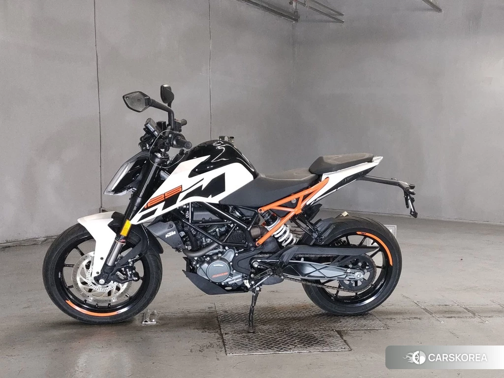 Проданный KTM 125 DUKE 2018 из Японии