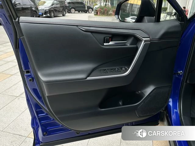 Toyota Weilanda PHEV id 4220643 из Китая 12