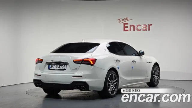 Maserati Ghibli id 2806531 из Кореи 12