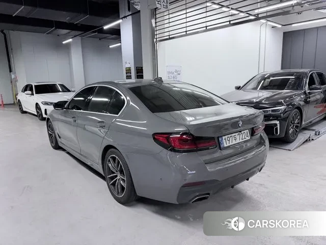 BMW 5 Series (G30) 2022 Серый из Кореи, фото 2