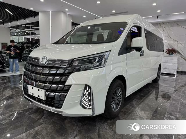 Toyota Hiace 2026 Черный из Китая, фото 6