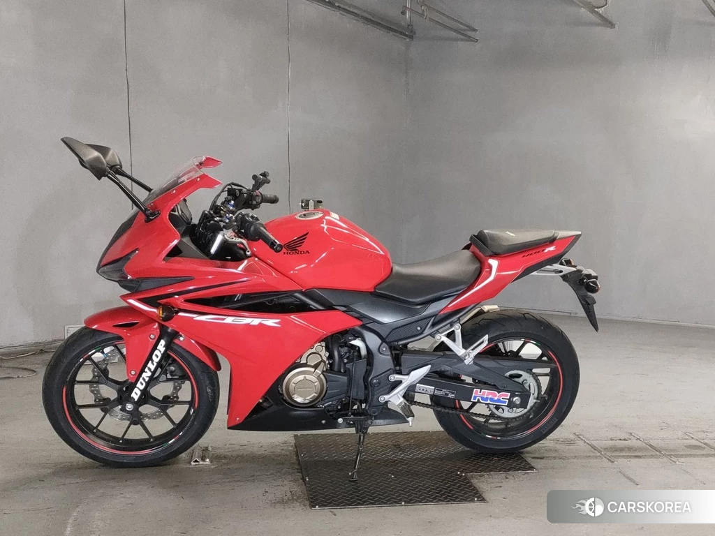 Проданный Honda CBR400R 2016 из Японии