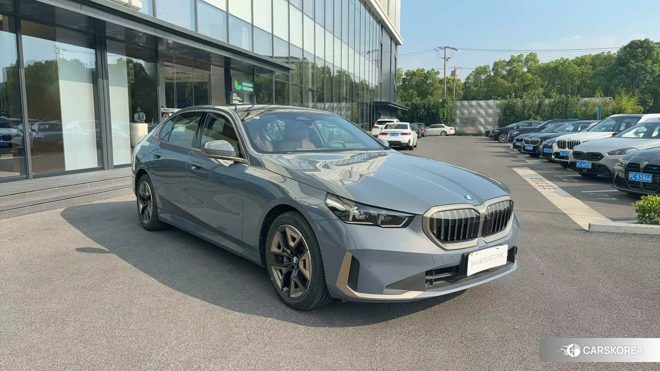 BMW 5 series id 4455335 из Китая 8