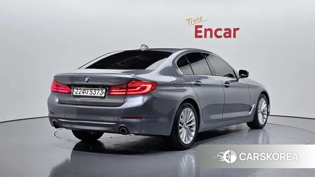 BMW 5 Series (G30) id 3504871 из Кореи 12