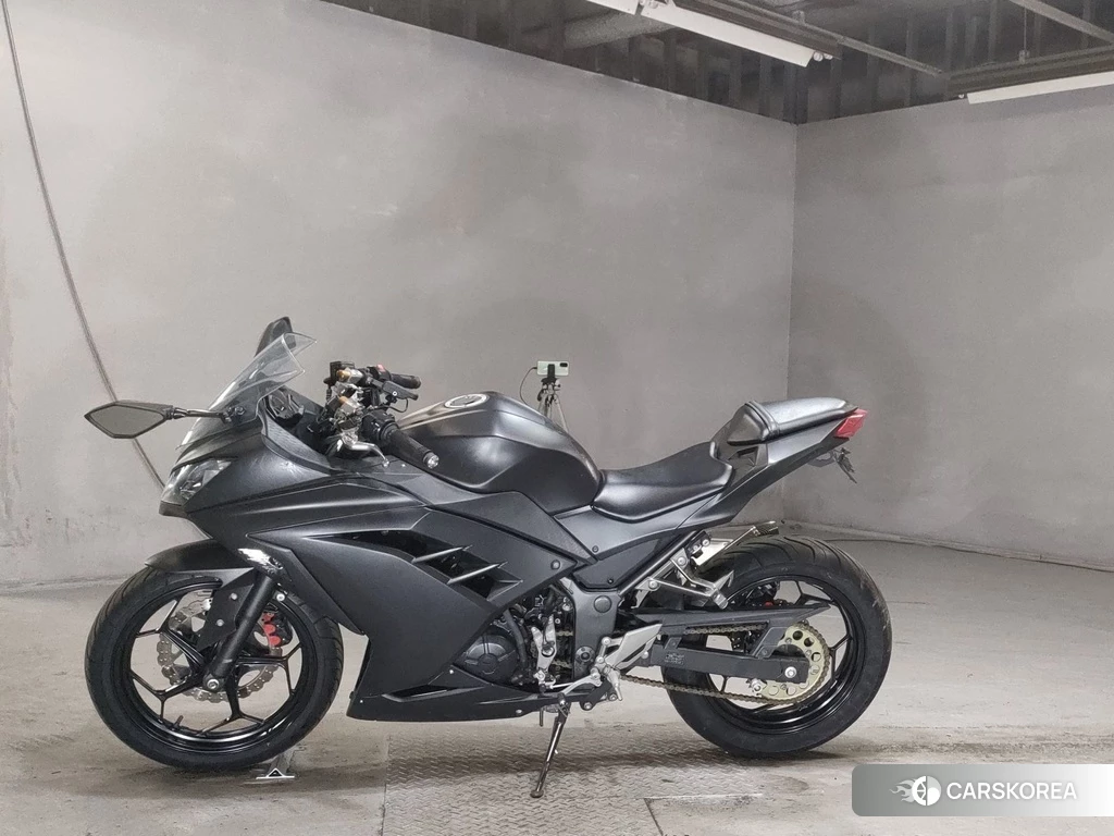 Проданный Kawasaki NINJA 250 2014 из Японии, фото 2