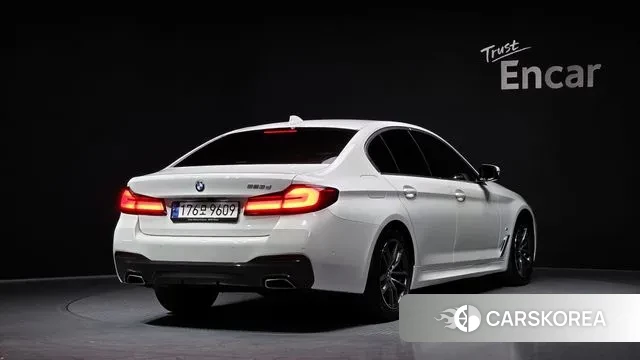 BMW 5 Series (G30) id 3746714 из Кореи 12