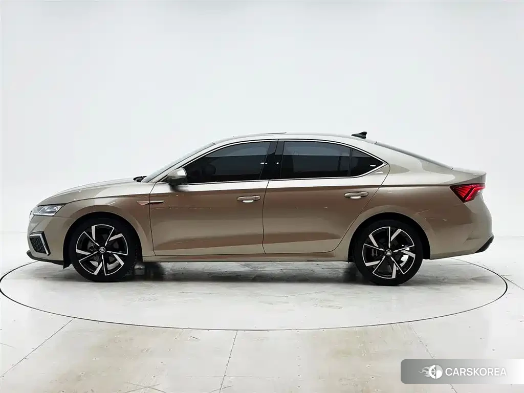Skoda Octavia id 4679628 из Китая 12