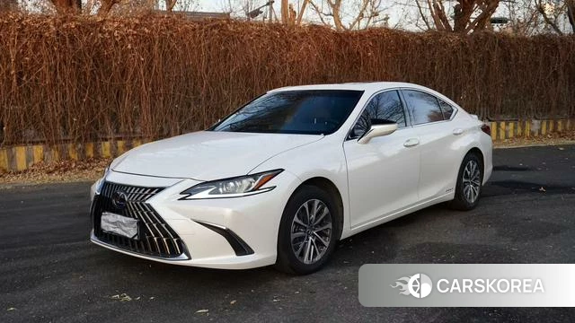 Lexus ES 2024 Белый из Китая, фото 3