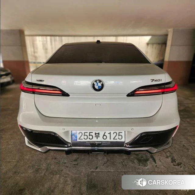 BMW 7 Series (G70) 2024 Белый из Кореи, фото 5