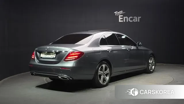 Mercedes-Benz E-Class W213 id 3044810 из Кореи 12