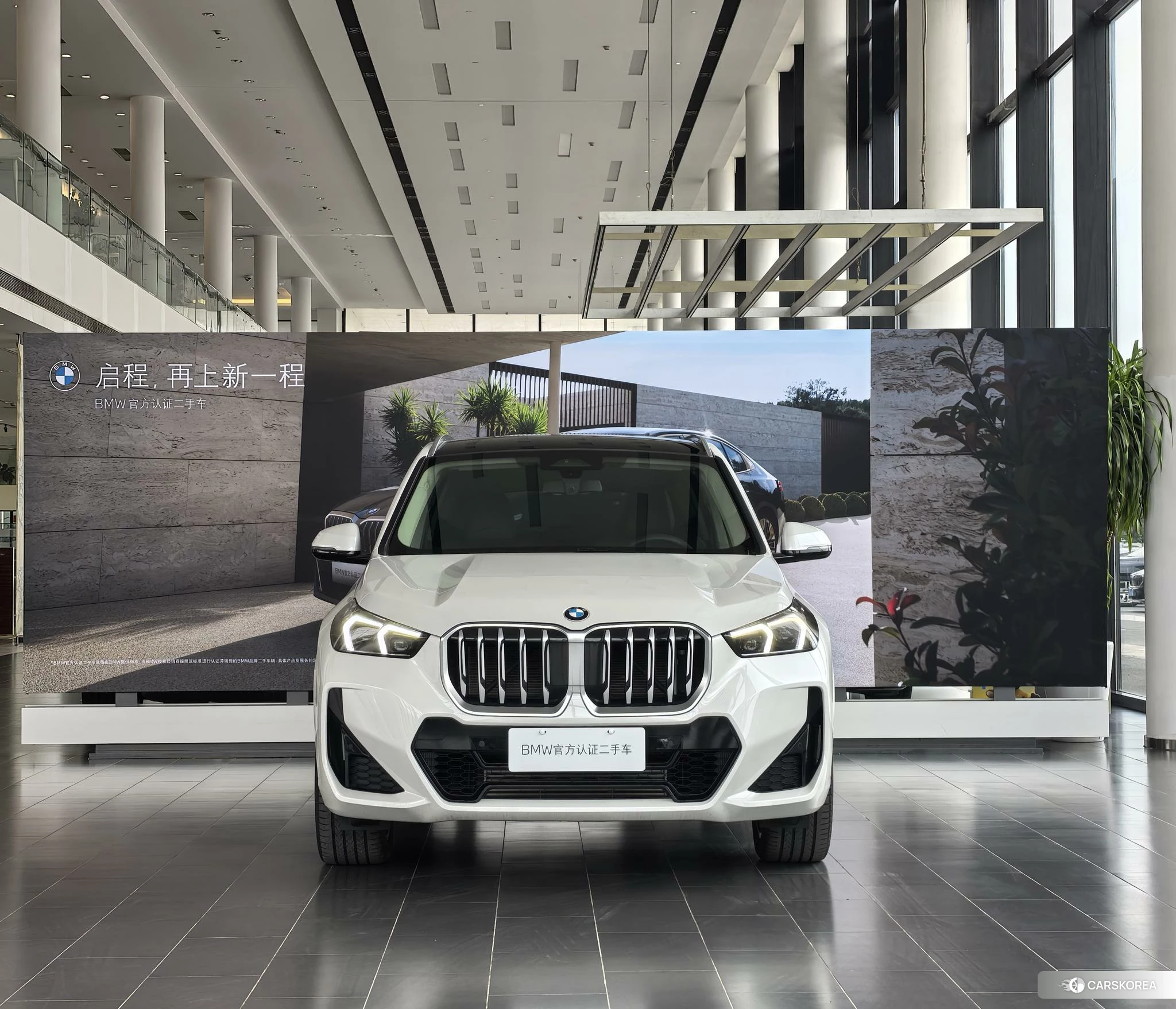 BMW X1 2023 Белый из Китая, фото 2