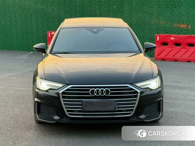 Audi A6L 2021 Черный из Китая, фото 2