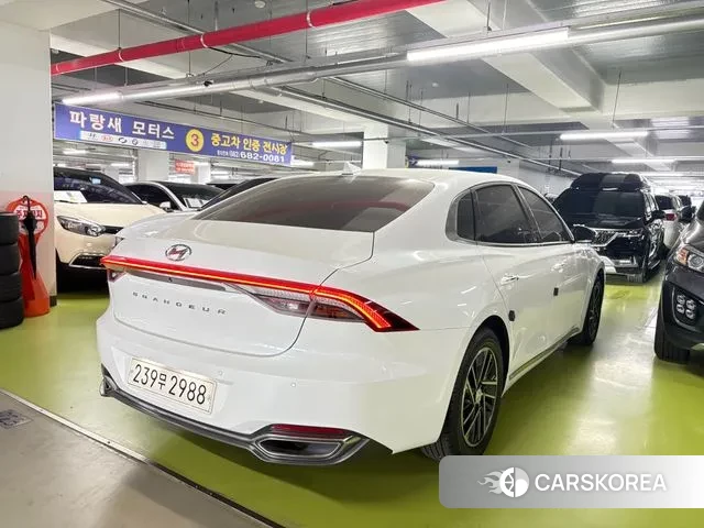 Hyundai The New Grandeur IG id 2940641 из Кореи 10