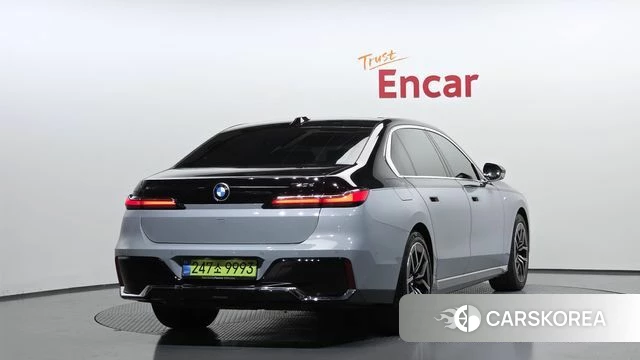 BMW 7 Series (G70) id 3890992 из Кореи 12